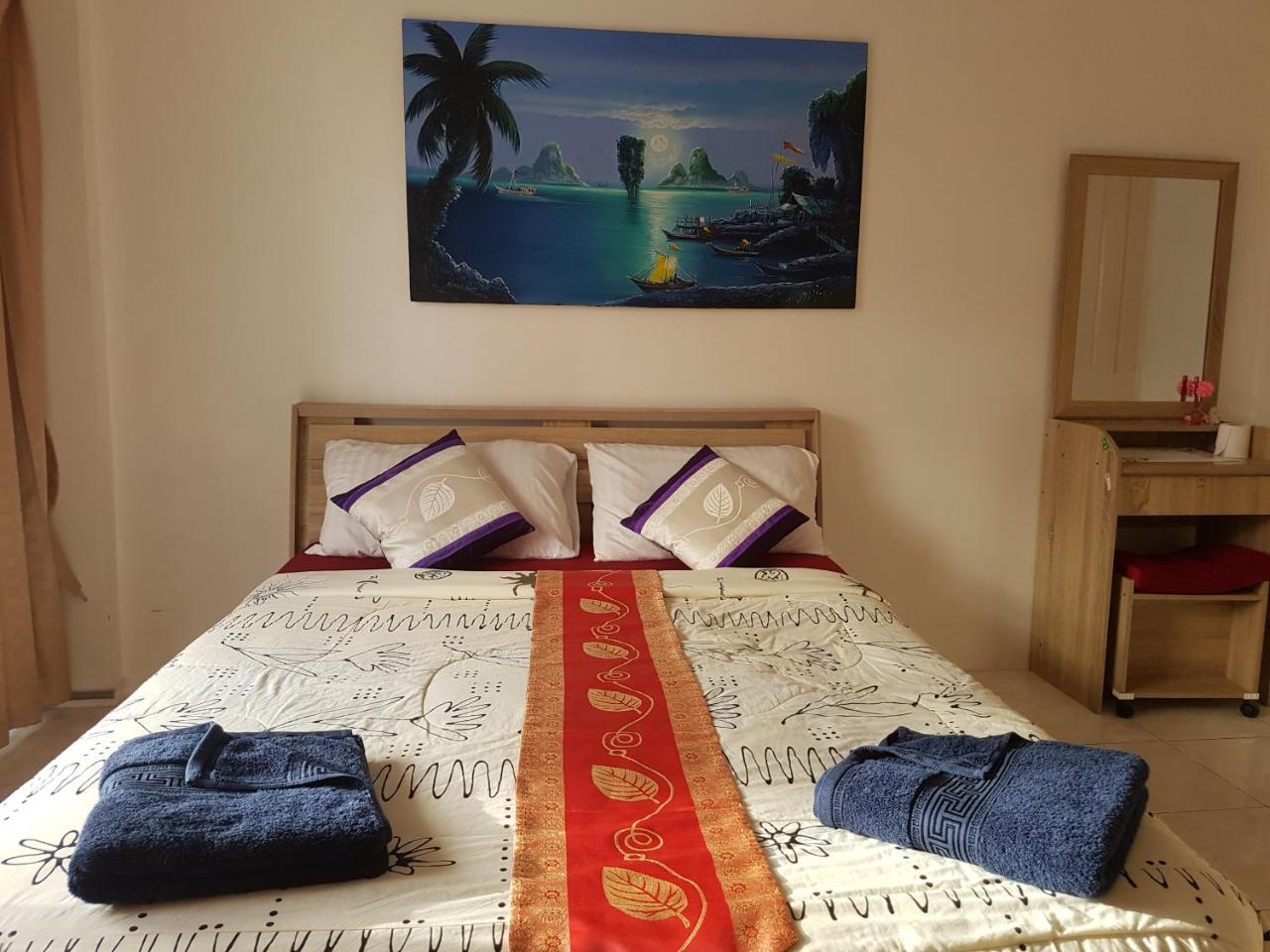 Sunshine Guesthouse Patong 外观 照片