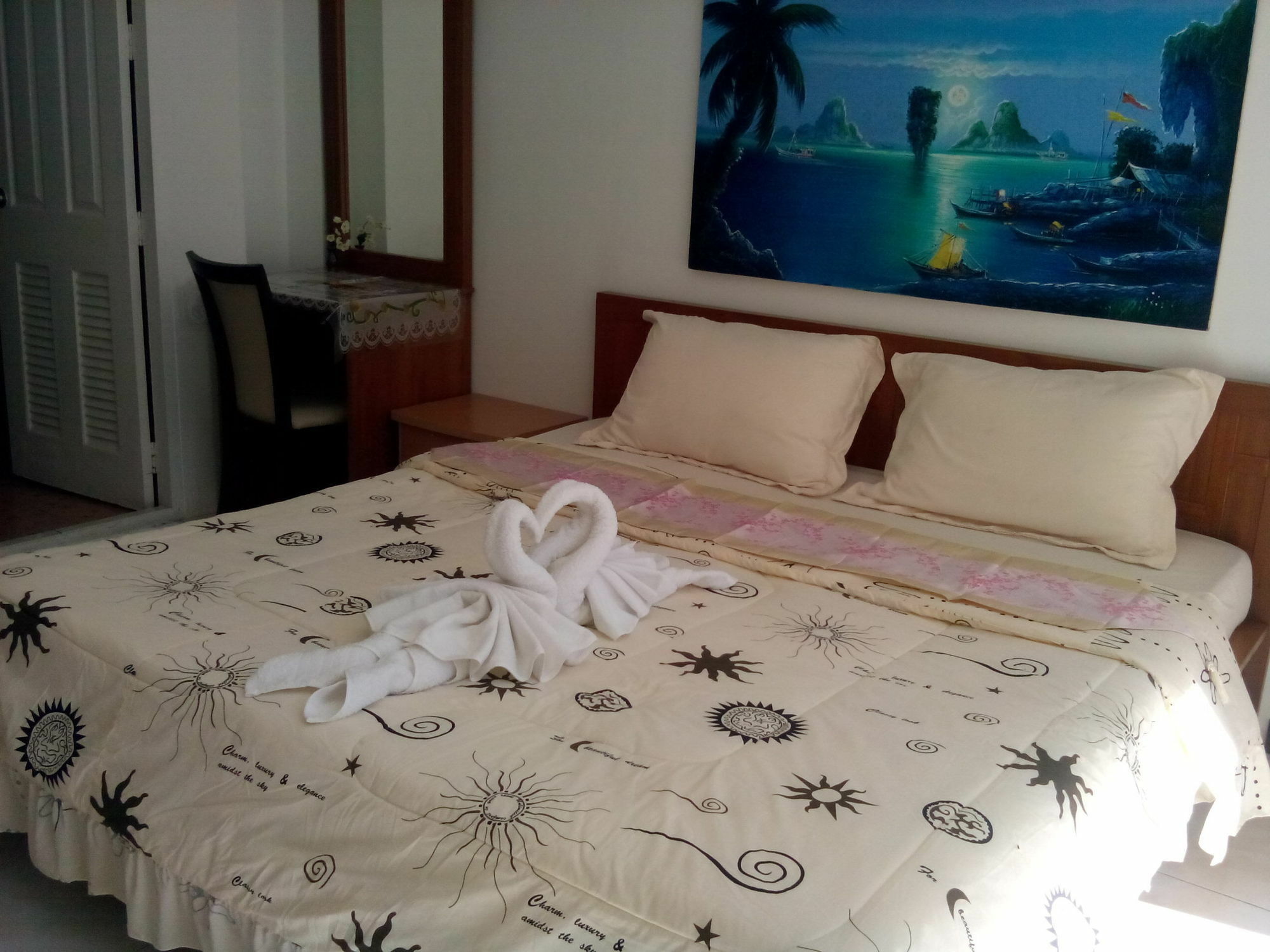 Sunshine Guesthouse Patong 外观 照片